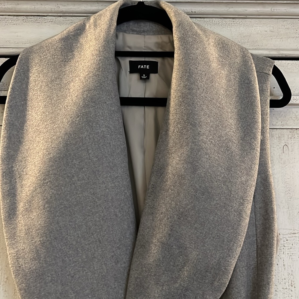 NWOT. FATE - Long Vest - Belted. Gorgeous! NWOT - Picture 3 of 9